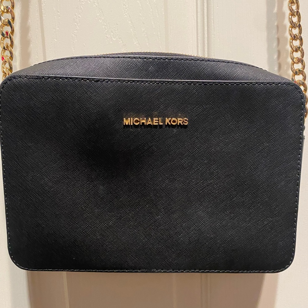 Michael Kors black crossbody purse